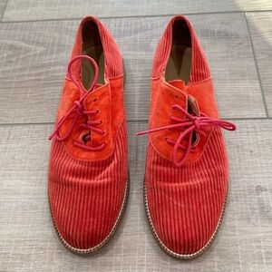 Anthropology Red Corduroy Suede Lace Up Oxfords Women’s Size 38